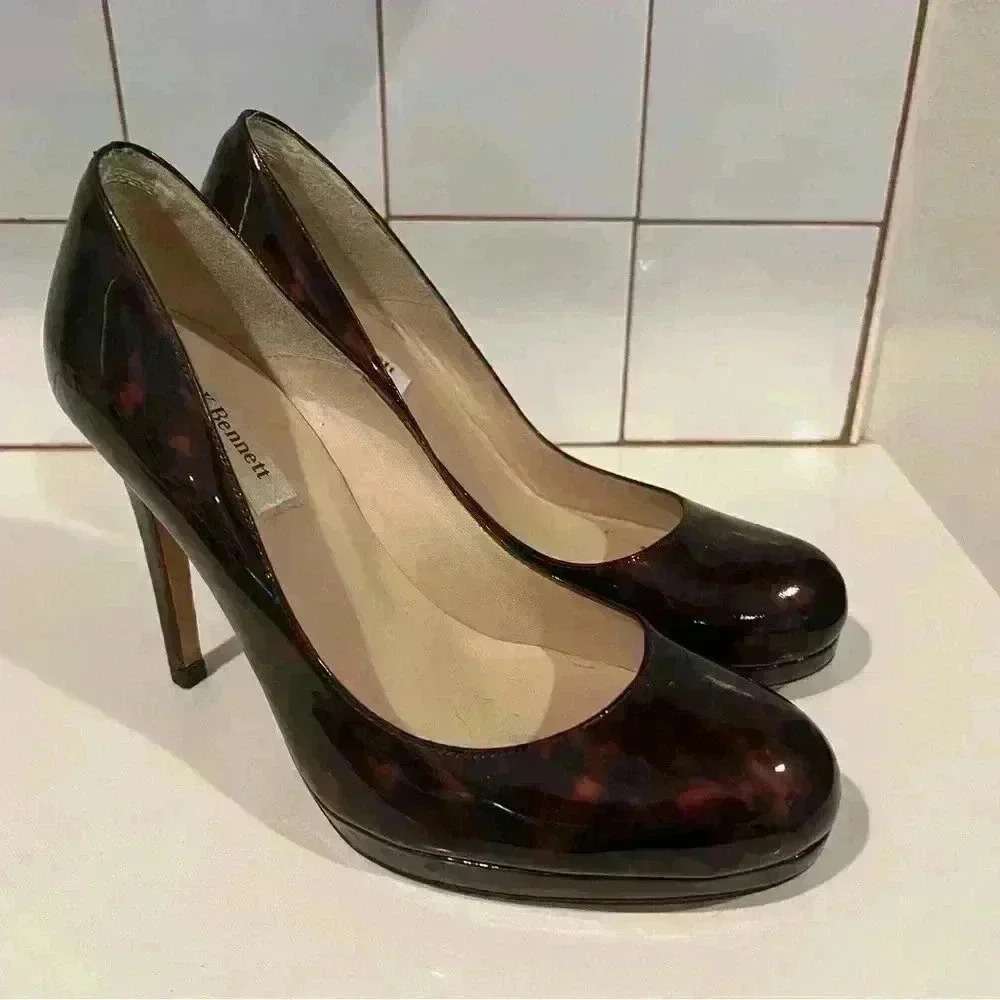 L.K. Bennett London- Brown Platform Rounded Toe Heels- Size 39/8.5- EUC